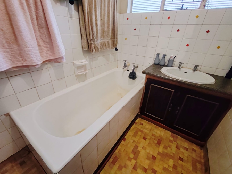 2 Bedroom Property for Sale in Potchefstroom North West